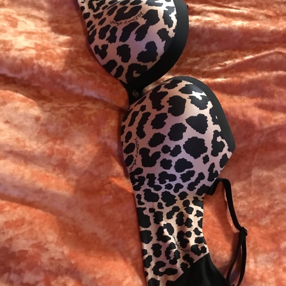 Leopard Print Victoria Secret Bra 34D - Picture 2 of 4